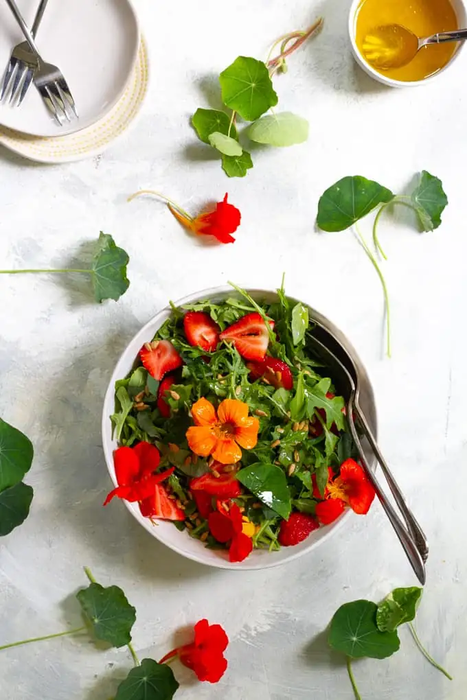 nasturtium salad garnish