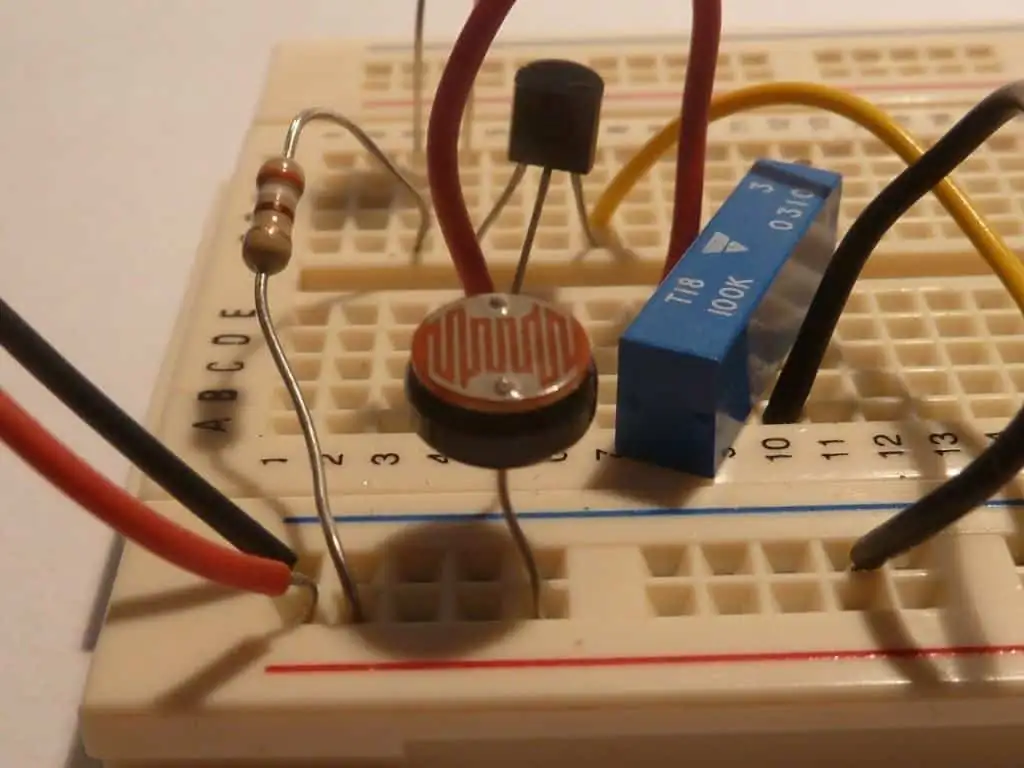 light-dependent resistor circuit
