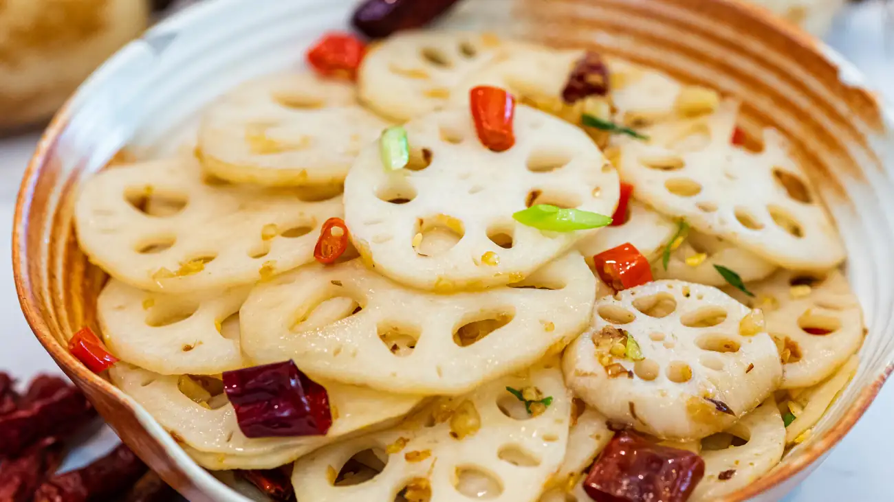stir-fried lotus root dish