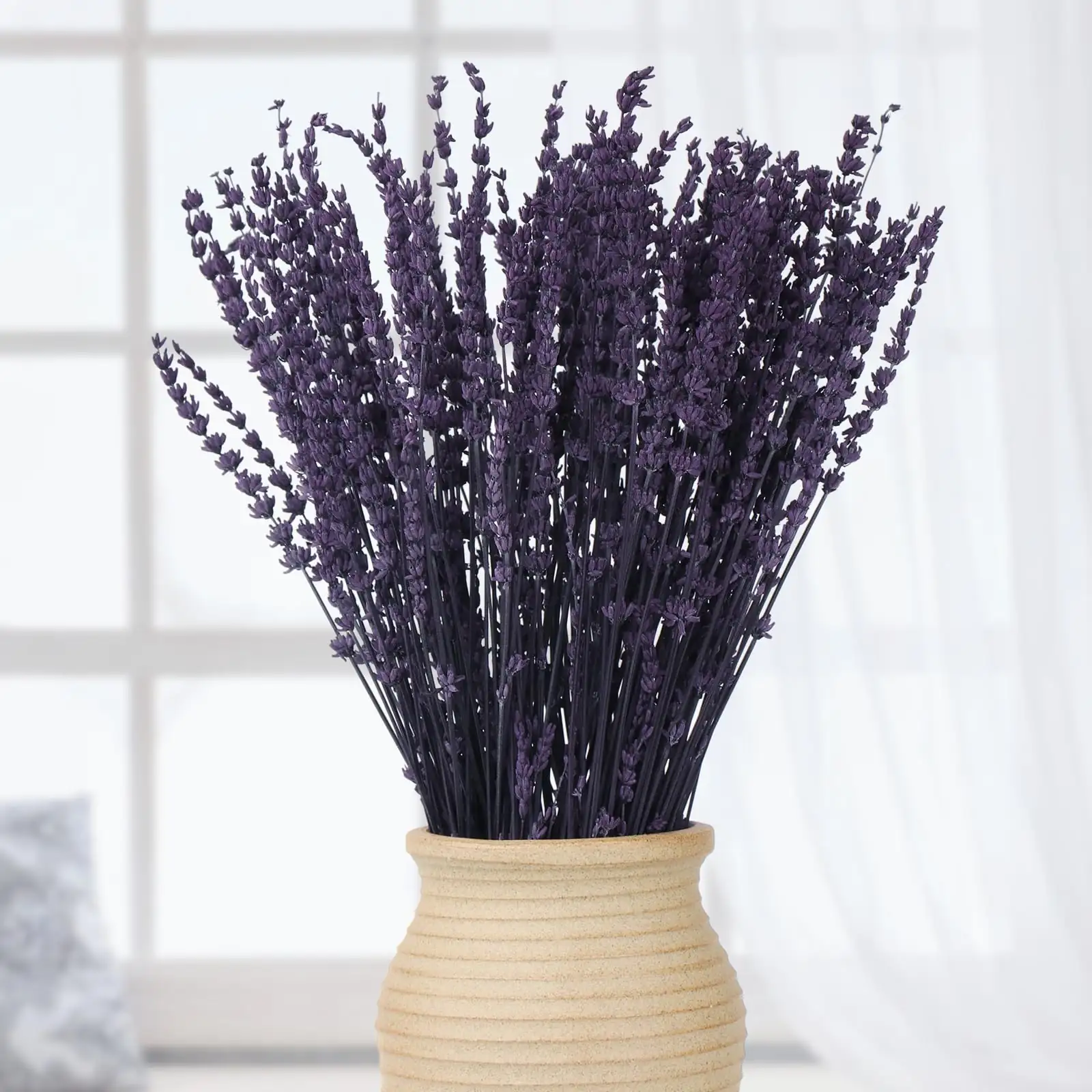 dried lavender arrangement decor