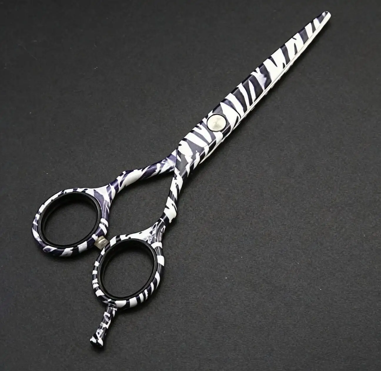 zebra plant tip cutting scissors