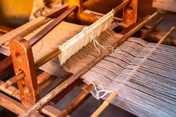 pina cloth weaving loom artisan