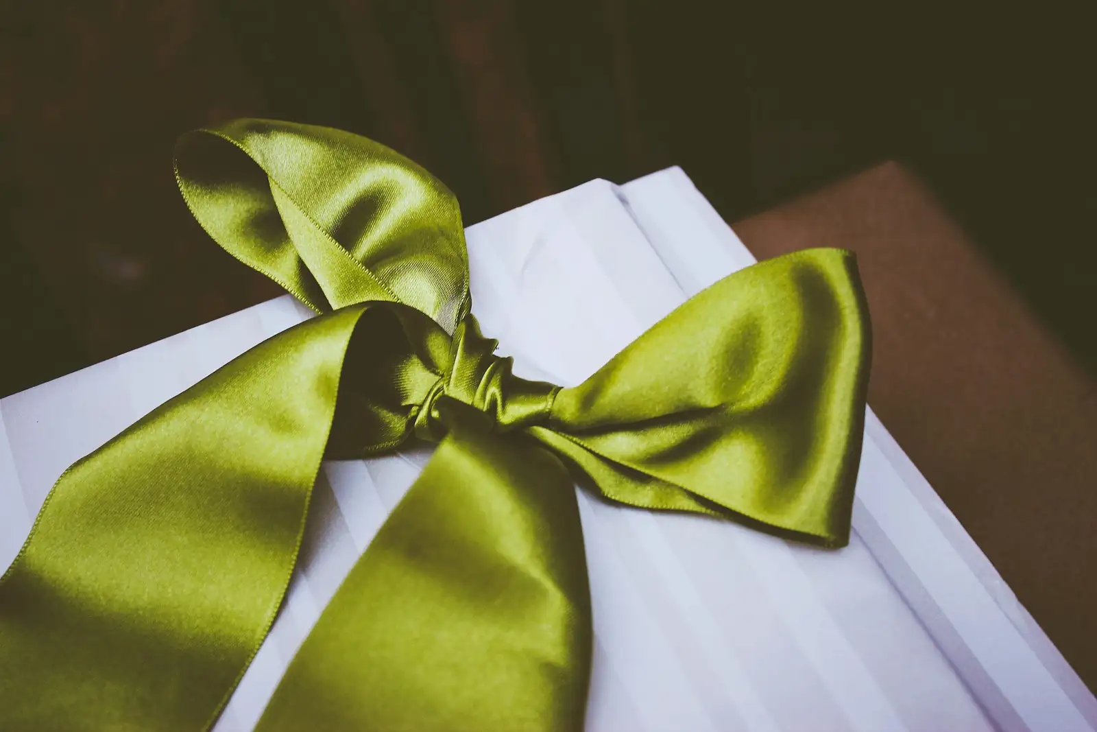 Iron Cross Begonia gift wrap