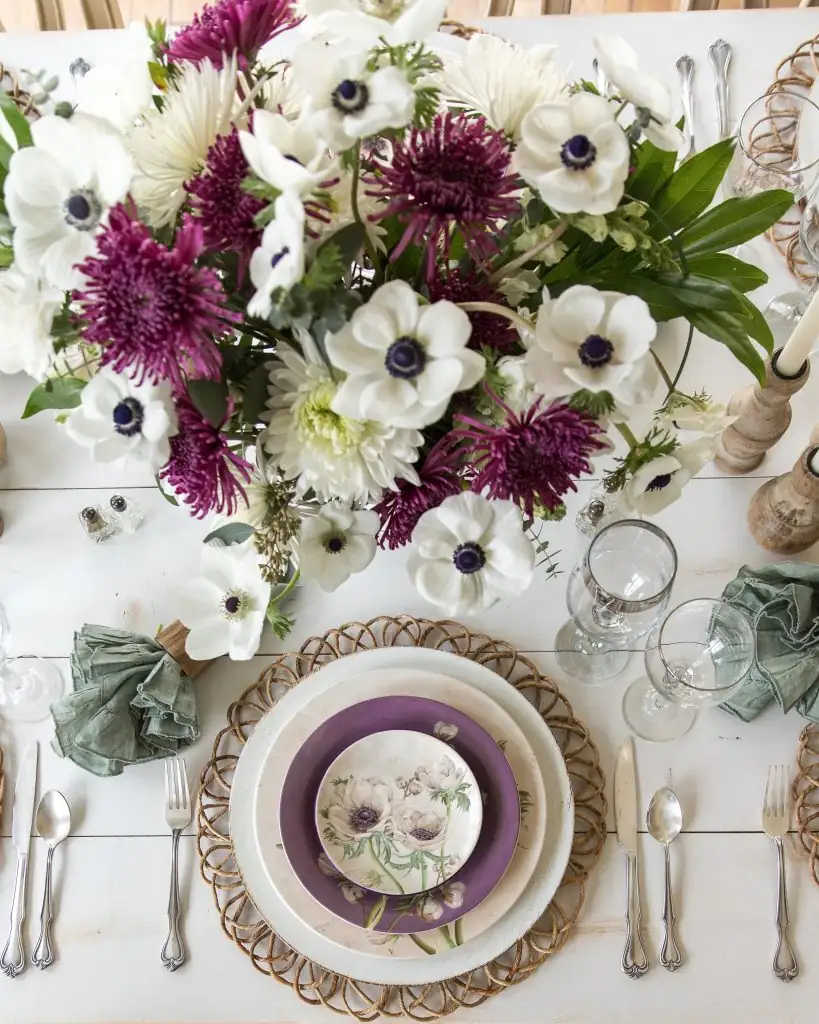 anemone coronaria bud vases tablescape