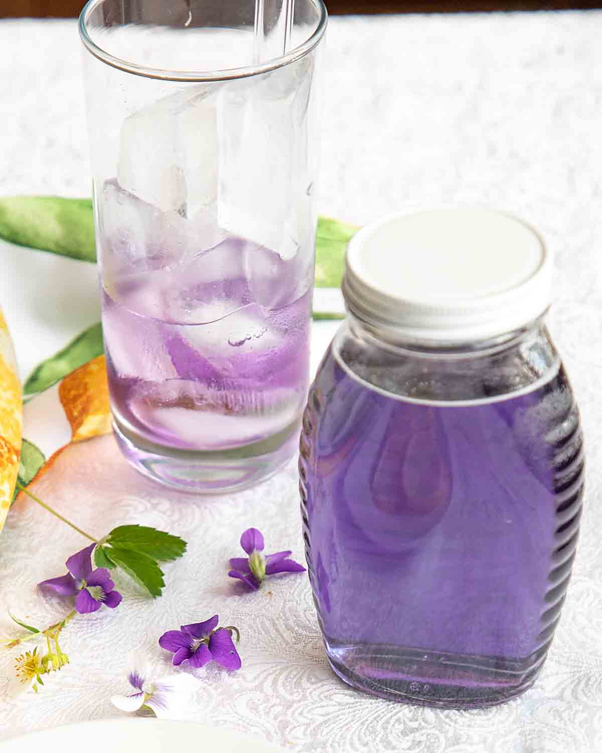 sweet violet syrup color change lemon