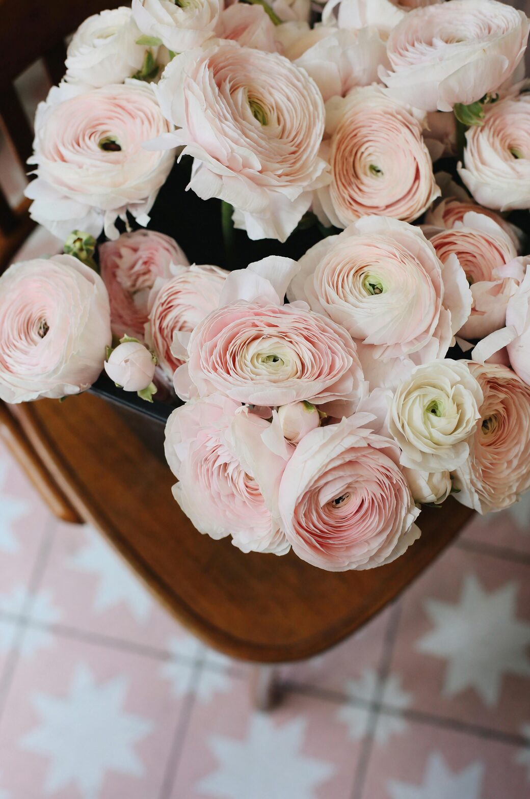 ranunculus wedding bouquet white