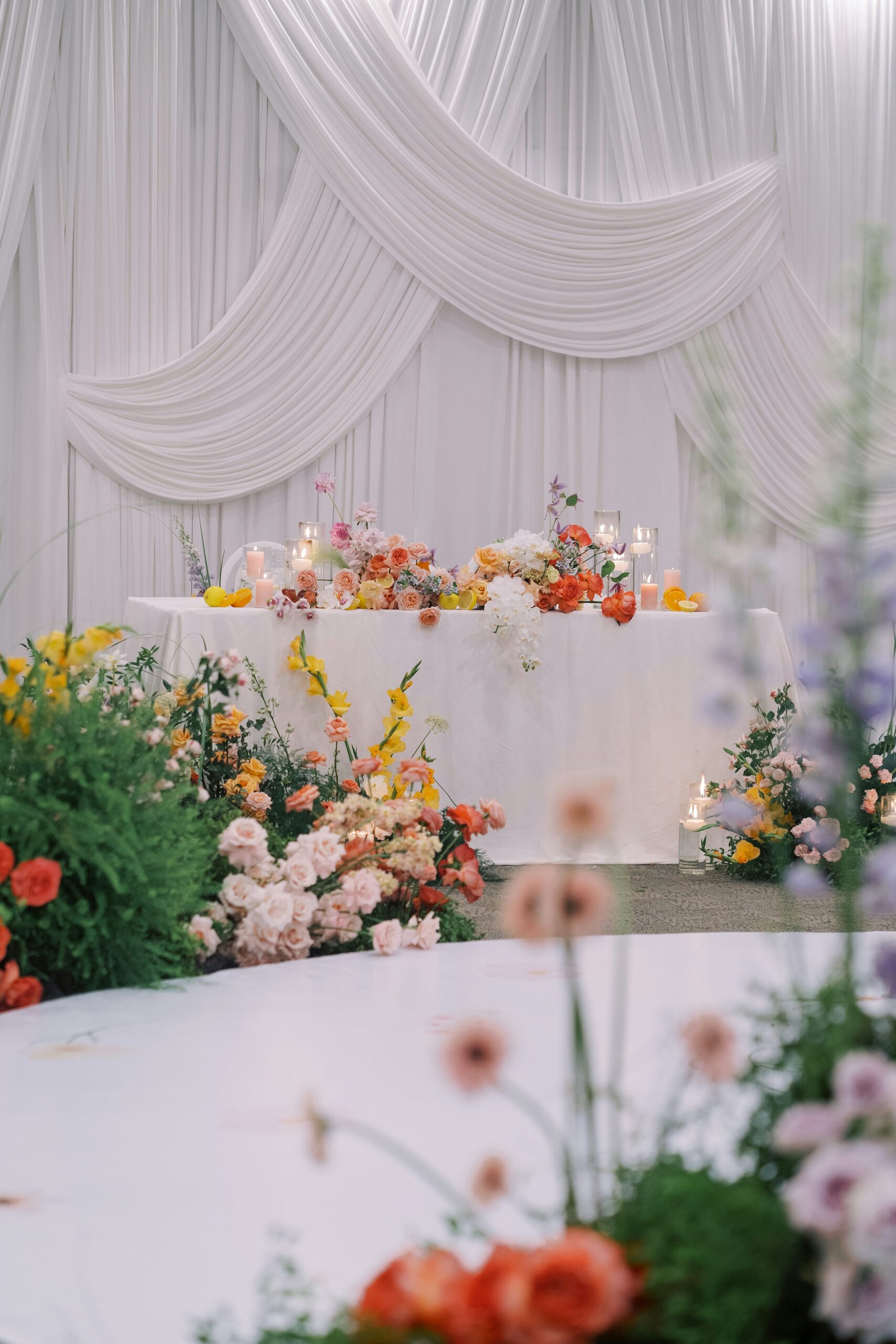 anthurium wedding table decor